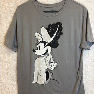 🖤 Disney Minnie Mouse Frankenstein’s Bride Graphic Tee – Size XL 🖤